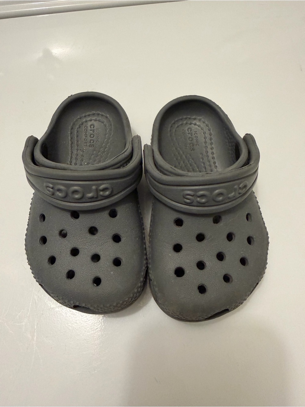 CROCS Kids Classic Clog in Gray